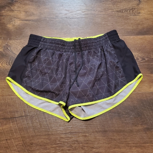 Nike Pants - nike shorts